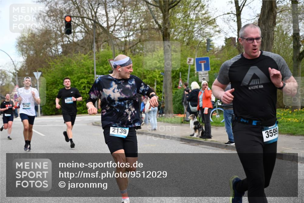 12.04.2026 - 45. Internationalen Wilhelmsburger Insellauf J. Mangold http://msf.ph/oto/9512029 12.04.2026 13:04:54 Ziel 5864, 3964, 2891, 4314, 5096, 5808, 5477, 3068, 5144, 5002, 5427, 4610, 5128, 5098, 5235, 5234, 5504, 2139, 3001, 2443, 5862, 5110, 4892, 5752, 3817, 5580, 2433, 5102, 5295, 5295, 3025, 3030, 5476, 4105, 3934, 5597, 5249, 5263, 5414 meine-sportfotos.de