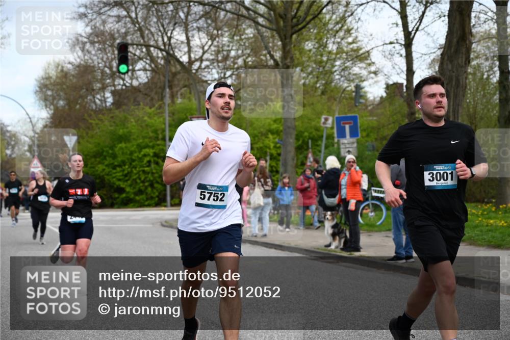 12.04.2026 - 45. Internationalen Wilhelmsburger Insellauf J. Mangold http://msf.ph/oto/9512052 12.04.2026 13:04:56 Ziel 5864, 3964, 2891, 4314, 5096, 5808, 5477, 3068, 5144, 5002, 5427, 4610, 5128, 5098, 5235, 5234, 5504, 2139, 3001, 2443, 5862, 5110, 4892, 5752, 5752, 3817, 5580, 2433, 5102, 5295, 3025, 3030, 3025, 3030, 5476, 4105, 3934, 5597, 5249, 5263, 5414, 4126 meine-sportfotos.de
