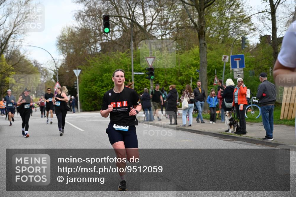 12.04.2026 - 45. Internationalen Wilhelmsburger Insellauf J. Mangold http://msf.ph/oto/9512059 12.04.2026 13:04:57 Ziel 5864, 3964, 2891, 4314, 5096, 5808, 5477, 3068, 5144, 5002, 5427, 4610, 5128, 5098, 5235, 5234, 5504, 2139, 3001, 2443, 5862, 5110, 4892, 5752, 3817, 5580, 2433, 5102, 5295, 3025, 3030, 5476, 4105, 3934, 5597, 5249, 5263, 5414, 4126, 3782, 3164 meine-sportfotos.de