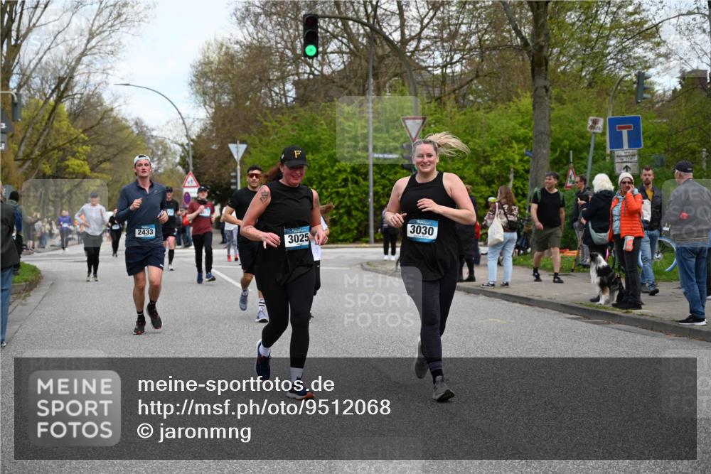 12.04.2026 - 45. Internationalen Wilhelmsburger Insellauf J. Mangold http://msf.ph/oto/9512068 12.04.2026 13:05:02 Ziel 3068, 5144, 5002, 5427, 4610, 5128, 5098, 5235, 5234, 5504, 2139, 3001, 2443, 5862, 5110, 4892, 5752, 3817, 5580, 2433, 5102, 5295, 3025, 3030, 5476, 4105, 3934, 5597, 5249, 5263, 5414, 4126, 3782, 3164, 4452, 4775, 5486, 4619 meine-sportfotos.de