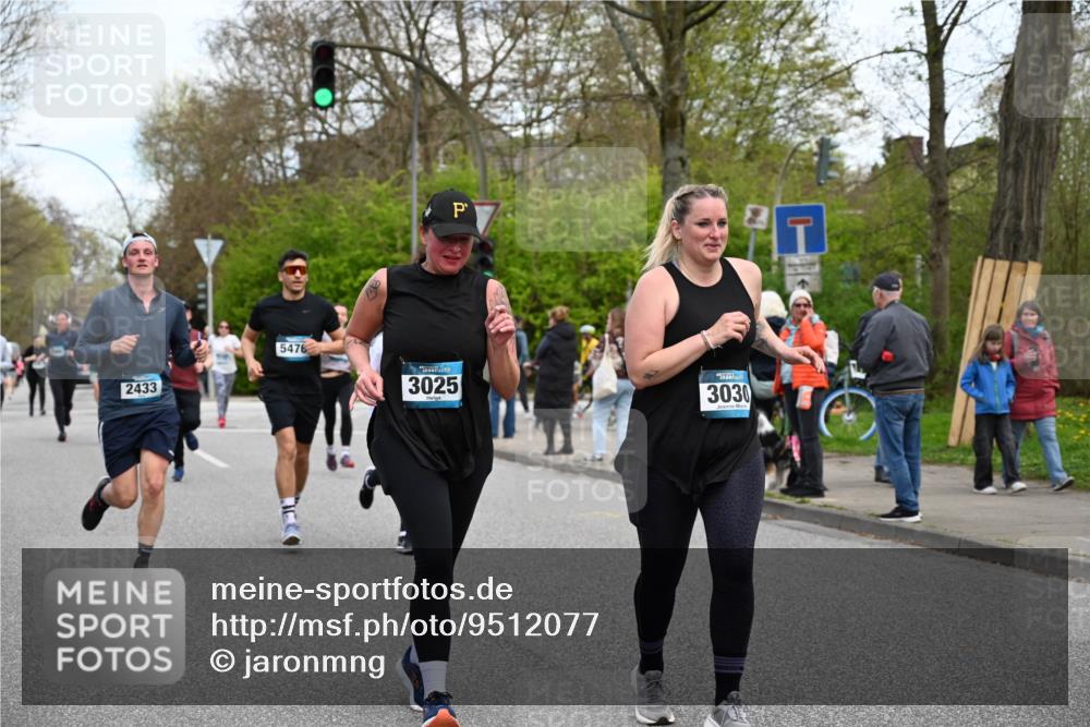 12.04.2026 - 45. Internationalen Wilhelmsburger Insellauf J. Mangold http://msf.ph/oto/9512077 12.04.2026 13:05:03 Ziel 5144, 5002, 5427, 4610, 5128, 5098, 5235, 5234, 5504, 2139, 3001, 2443, 5862, 5110, 4892, 5752, 3817, 5580, 5580, 2433, 5102, 5295, 3025, 3030, 5476, 4105, 3934, 5597, 5249, 5597, 5249, 5263, 5414, 4126, 3782, 3164, 4452, 4775, 5486, 4619 meine-sportfotos.de