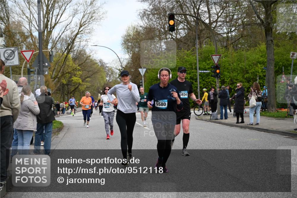 12.04.2026 - 45. Internationalen Wilhelmsburger Insellauf J. Mangold http://msf.ph/oto/9512118 12.04.2026 13:05:08 Ziel 5427, 4610, 5128, 5098, 5235, 5234, 5504, 2139, 3001, 2443, 5862, 5110, 4892, 5752, 3817, 5580, 2433, 5102, 5295, 3025, 3030, 3025, 3030, 5476, 4105, 3934, 5597, 5249, 5263, 5414, 4126, 4126, 3782, 3164, 4452, 4775, 5486, 4619, 3316, 4219, 5848 meine-sportfotos.de