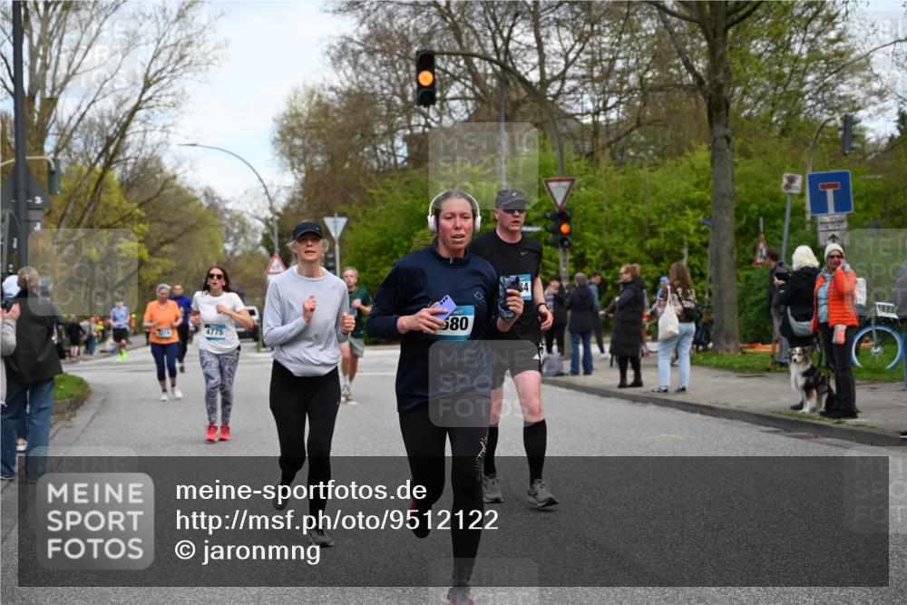 12.04.2026 - 45. Internationalen Wilhelmsburger Insellauf J. Mangold http://msf.ph/oto/9512122 12.04.2026 13:05:09 Ziel 4610, 5128, 5098, 5235, 5234, 5504, 2139, 3001, 2443, 5862, 5110, 4892, 5752, 3817, 5580, 2433, 5102, 5295, 3025, 3030, 5476, 4105, 3934, 5597, 5249, 5263, 5414, 4126, 3782, 3164, 3782, 3164, 4452, 4775, 5486, 4619, 3316, 4219, 5848 meine-sportfotos.de