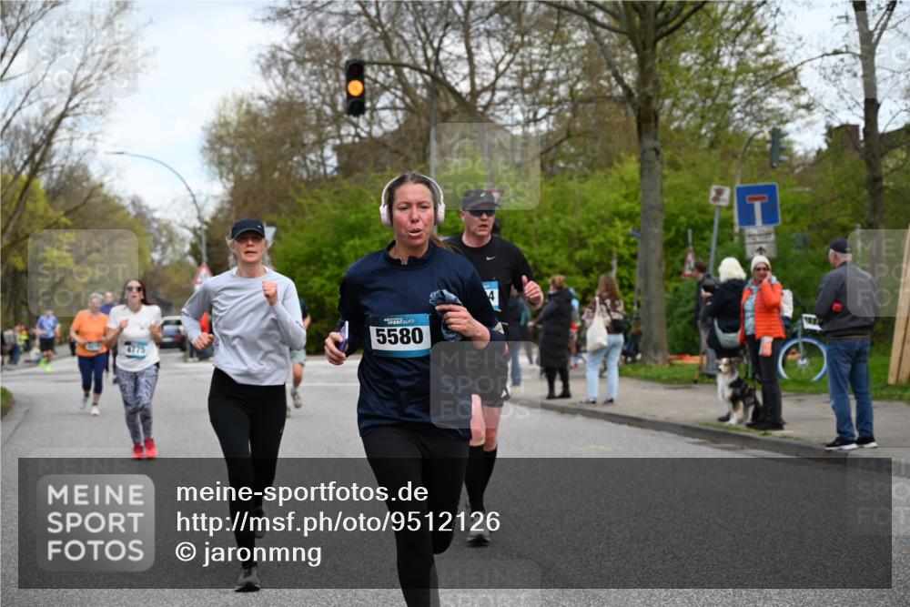 12.04.2026 - 45. Internationalen Wilhelmsburger Insellauf J. Mangold http://msf.ph/oto/9512126 12.04.2026 13:05:09 Ziel 4610, 5128, 5098, 5235, 5234, 5504, 2139, 3001, 2443, 5862, 5110, 4892, 5752, 3817, 5580, 2433, 5102, 5295, 3025, 3030, 5476, 4105, 3934, 5597, 5249, 5263, 5414, 4126, 3782, 3164, 3782, 3164, 4452, 4775, 5486, 4619, 3316, 4219, 5848 meine-sportfotos.de