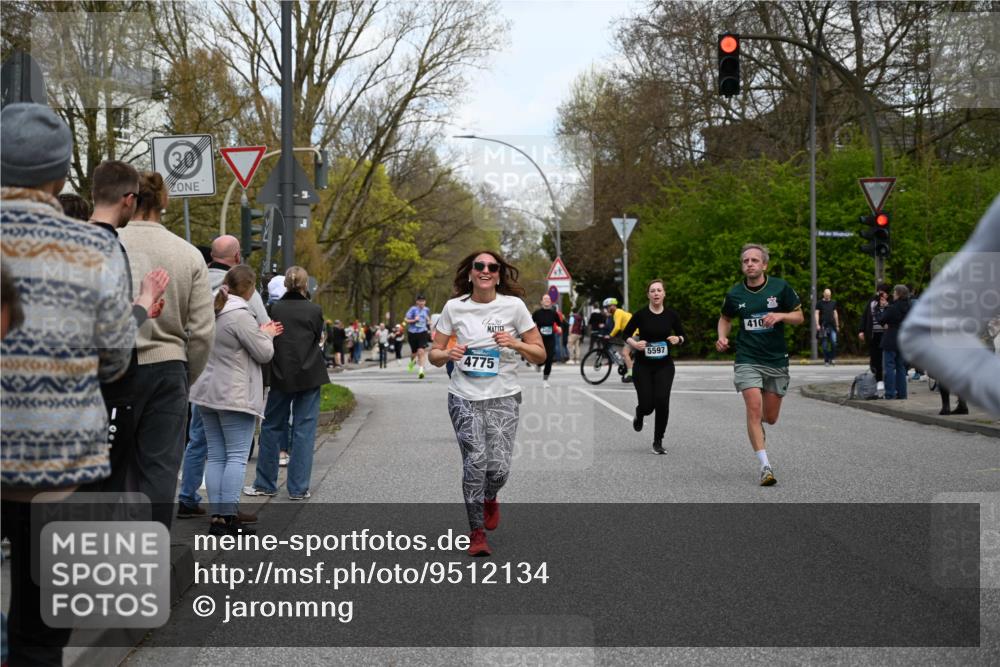 12.04.2026 - 45. Internationalen Wilhelmsburger Insellauf J. Mangold http://msf.ph/oto/9512134 12.04.2026 13:05:11 Ziel 5128, 5098, 5235, 5234, 5504, 2139, 3001, 2443, 5862, 5110, 4892, 5752, 3817, 5580, 2433, 5102, 5295, 3025, 3030, 5476, 4105, 3934, 3934, 5597, 5249, 5263, 5414, 4126, 3782, 3164, 4452, 4775, 4775, 5486, 4619, 3316, 4219, 5848 meine-sportfotos.de