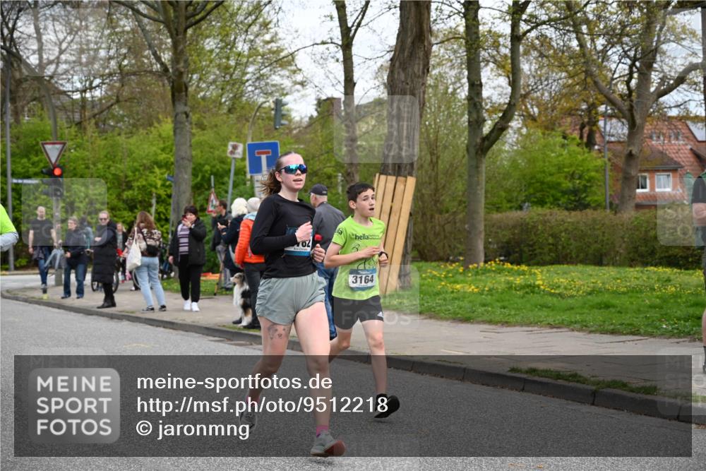 12.04.2026 - 45. Internationalen Wilhelmsburger Insellauf J. Mangold http://msf.ph/oto/9512218 12.04.2026 13:05:24 Ziel 3817, 5580, 2433, 5102, 5295, 3025, 3030, 5476, 4105, 3934, 5597, 5249, 5263, 5414, 4126, 3782, 3164, 4452, 4775, 5486, 4619, 3316, 4219, 5848, 2922, 3032, 4391, 5323, 4432 meine-sportfotos.de