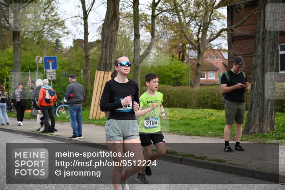 12.04.2026 - 45. Internationalen Wilhelmsburger Insellauf J. Mangold http://msf.ph/oto/9512224 12.04.2026 13:05:24 Ziel 3817, 5580, 2433, 5102, 5295, 3025, 3030, 5476, 4105, 3934, 5597, 5249, 5263, 5414, 4126, 3782, 3164, 4452, 4775, 5486, 4619, 3316, 4219, 5848, 2922, 3032, 4391, 5323, 4432 meine-sportfotos.de
