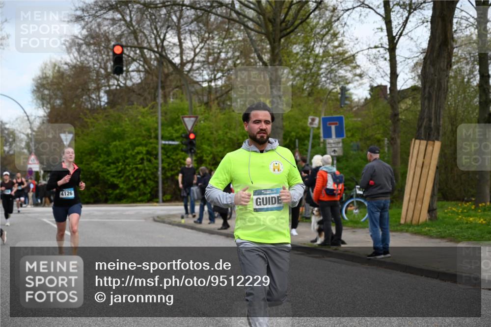 12.04.2026 - 45. Internationalen Wilhelmsburger Insellauf J. Mangold http://msf.ph/oto/9512229 12.04.2026 13:05:25 Ziel 3817, 5580, 2433, 5102, 5295, 3025, 3030, 5476, 4105, 3934, 5597, 5249, 5263, 5414, 4126, 3782, 3164, 4452, 4775, 5486, 4619, 3316, 4219, 5848, 2922, 3032, 4391, 5323, 4432, 4236 meine-sportfotos.de