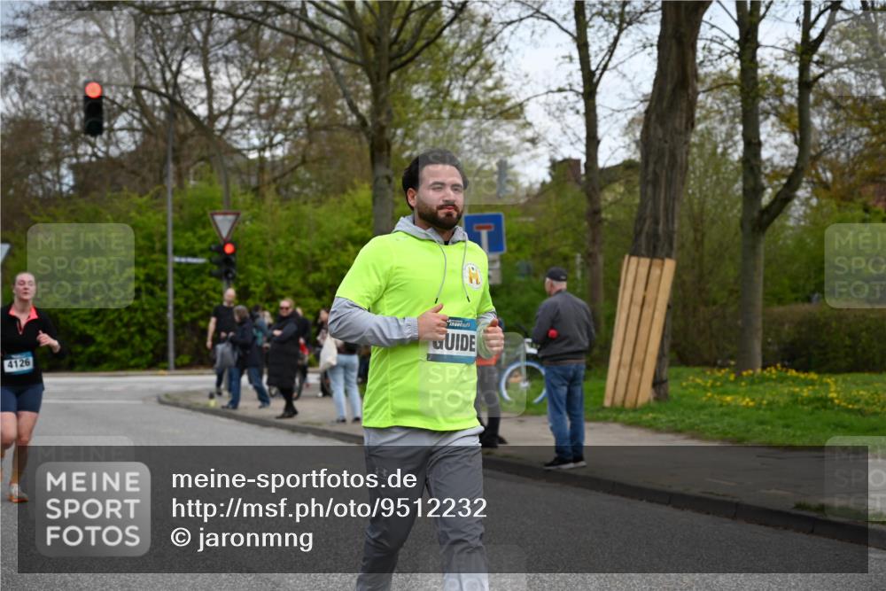 12.04.2026 - 45. Internationalen Wilhelmsburger Insellauf J. Mangold http://msf.ph/oto/9512232 12.04.2026 13:05:25 Ziel 3817, 5580, 2433, 5102, 5295, 3025, 3030, 5476, 4105, 3934, 5597, 5249, 5263, 5414, 4126, 3782, 3164, 4452, 4775, 5486, 4619, 3316, 4219, 5848, 2922, 3032, 4391, 5323, 4432, 4236 meine-sportfotos.de