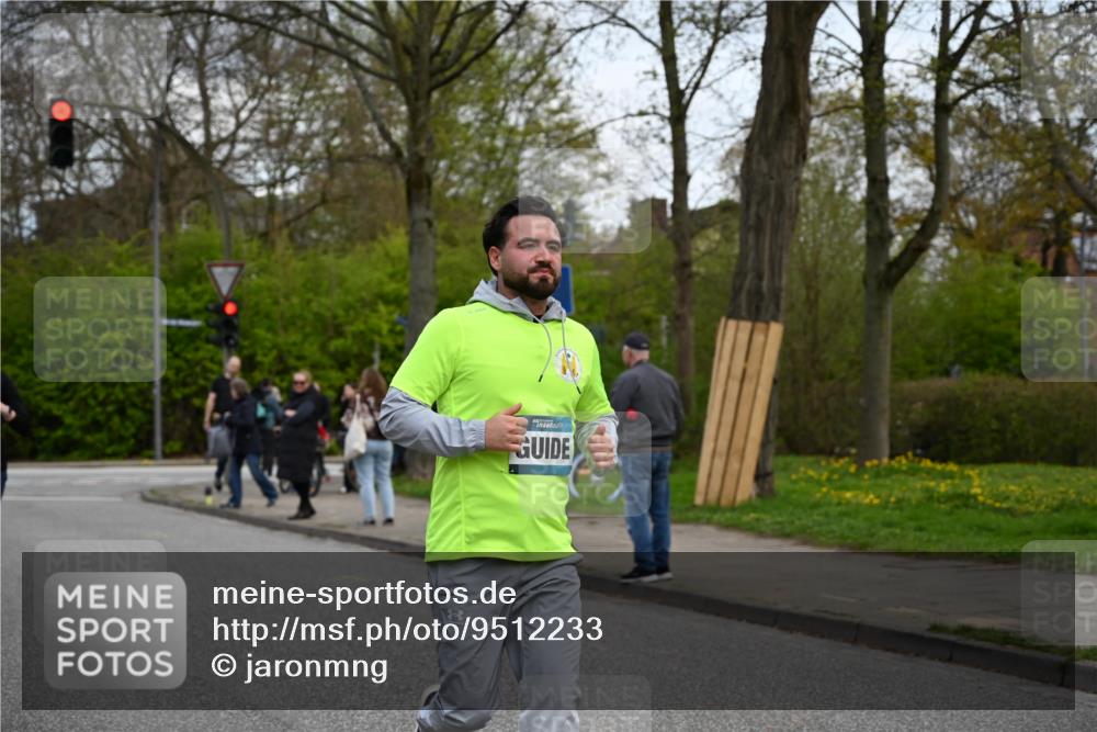 12.04.2026 - 45. Internationalen Wilhelmsburger Insellauf J. Mangold http://msf.ph/oto/9512233 12.04.2026 13:05:25 Ziel 3817, 5580, 2433, 5102, 5295, 3025, 3030, 5476, 4105, 3934, 5597, 5249, 5263, 5414, 4126, 3782, 3164, 4452, 4775, 5486, 4619, 3316, 4219, 5848, 2922, 3032, 4391, 5323, 4432, 4236 meine-sportfotos.de