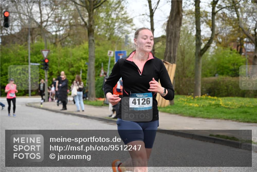 12.04.2026 - 45. Internationalen Wilhelmsburger Insellauf J. Mangold http://msf.ph/oto/9512247 12.04.2026 13:05:28 Ziel 5580, 2433, 5102, 5295, 3025, 3030, 5476, 4105, 3934, 5597, 5249, 5263, 5414, 4126, 3782, 3164, 4452, 4775, 5486, 4619, 3316, 3316, 4219, 5848, 2922, 3032, 4391, 5323, 4432, 4236, 5677 meine-sportfotos.de