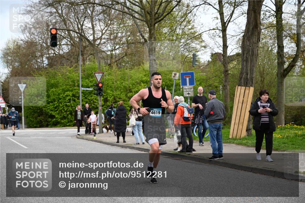 12.04.2026 - 45. Internationalen Wilhelmsburger Insellauf J. Mangold http://msf.ph/oto/9512281 12.04.2026 13:05:34 Ziel 5476, 4105, 3934, 5597, 5249, 5263, 5414, 4126, 3782, 3164, 4452, 4775, 5486, 4619, 3316, 4219, 5848, 2922, 3032, 4391, 4391, 5323, 4432, 4236, 5677, 4507, 4638, 4010, 4011, 5719, 4092, 4819, 5588, 2335, 4897, 2584, 3591 meine-sportfotos.de