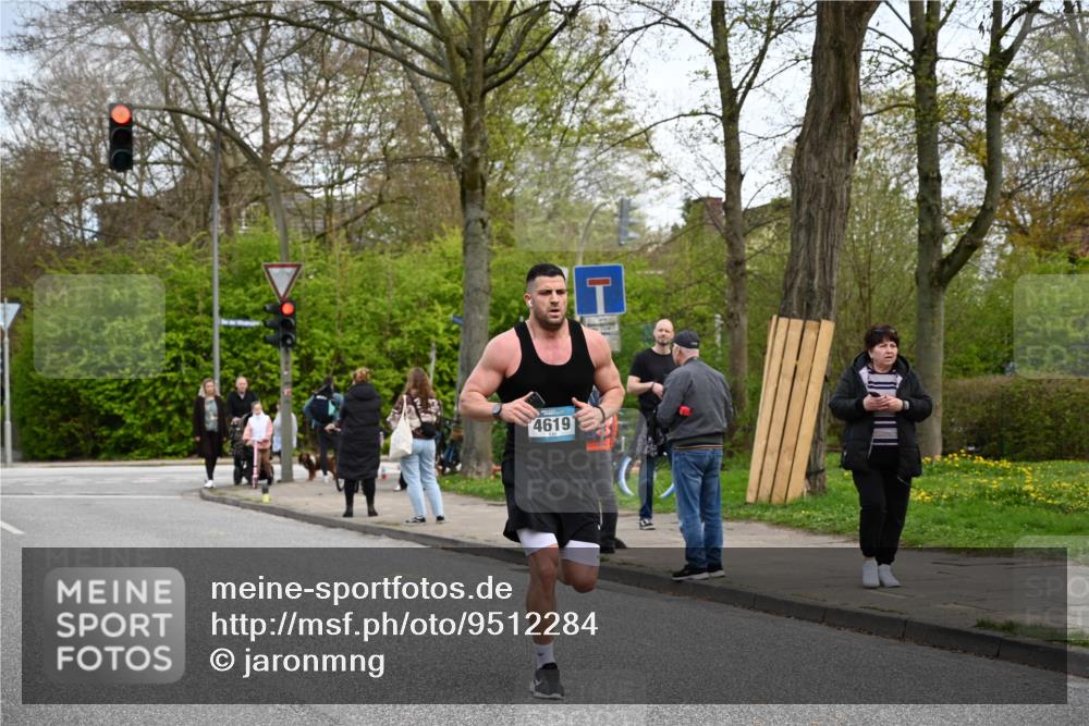 12.04.2026 - 45. Internationalen Wilhelmsburger Insellauf J. Mangold http://msf.ph/oto/9512284 12.04.2026 13:05:34 Ziel 5476, 4105, 3934, 5597, 5249, 5263, 5414, 4126, 3782, 3164, 4452, 4775, 5486, 4619, 3316, 4219, 5848, 2922, 3032, 4391, 4391, 5323, 4432, 4236, 5677, 4507, 4638, 4010, 4011, 5719, 4092, 4819, 5588, 2335, 4897, 2584, 3591 meine-sportfotos.de