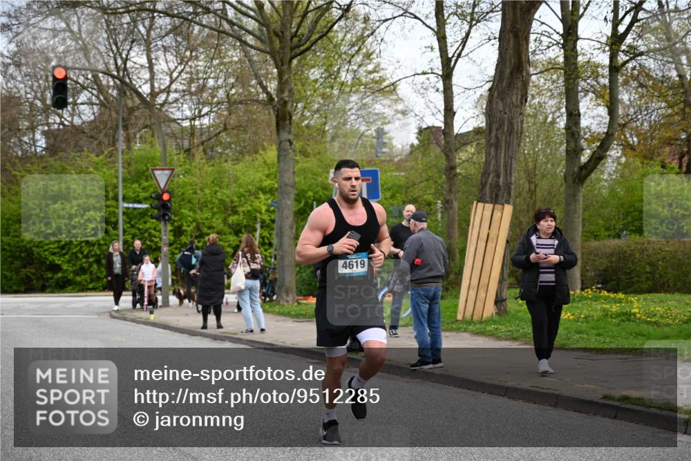 12.04.2026 - 45. Internationalen Wilhelmsburger Insellauf J. Mangold http://msf.ph/oto/9512285 12.04.2026 13:05:34 Ziel 5476, 4105, 3934, 5597, 5249, 5263, 5414, 4126, 3782, 3164, 4452, 4775, 5486, 4619, 3316, 4219, 5848, 2922, 3032, 4391, 4391, 5323, 4432, 4236, 5677, 4507, 4638, 4010, 4011, 5719, 4092, 4819, 5588, 2335, 4897, 2584, 3591 meine-sportfotos.de