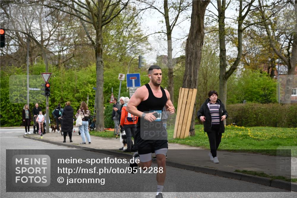 12.04.2026 - 45. Internationalen Wilhelmsburger Insellauf J. Mangold http://msf.ph/oto/9512288 12.04.2026 13:05:35 Ziel 5476, 4105, 3934, 5597, 5249, 5263, 5414, 4126, 3782, 3164, 4452, 4775, 5486, 4619, 3316, 4219, 5848, 2922, 3032, 4391, 5323, 4432, 5323, 4432, 4236, 5677, 4507, 4638, 4010, 4011, 5719, 4092, 4819, 5588, 2335, 4897, 2584, 3591, 5859 meine-sportfotos.de