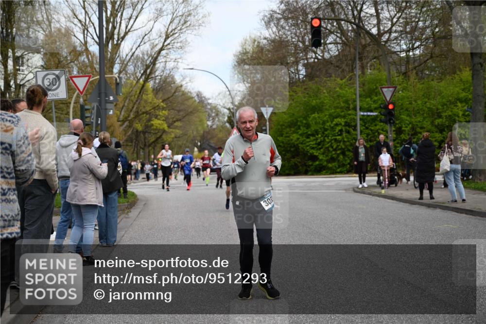 12.04.2026 - 45. Internationalen Wilhelmsburger Insellauf J. Mangold http://msf.ph/oto/9512293 12.04.2026 13:05:36 Ziel 3934, 5597, 5249, 5263, 5414, 4126, 3782, 3164, 4452, 4775, 5486, 4619, 3316, 4219, 5848, 2922, 3032, 4391, 5323, 4432, 4236, 5677, 4507, 4638, 4010, 4011, 5719, 4092, 4819, 5588, 2335, 4897, 2584, 3591, 5859 meine-sportfotos.de
