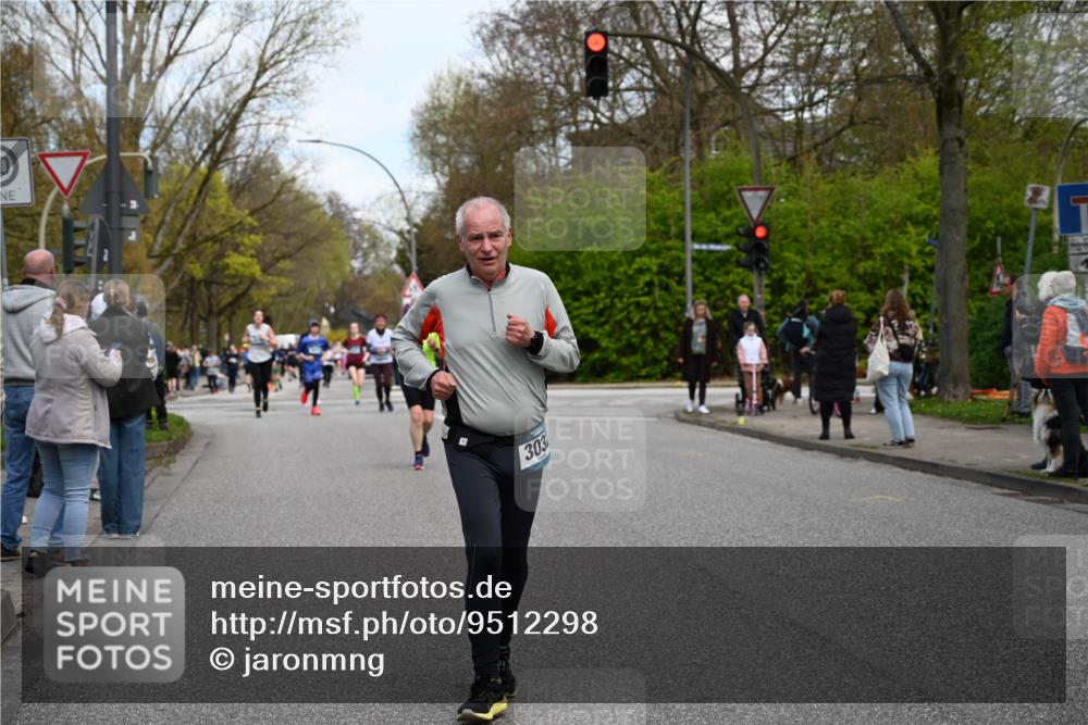 12.04.2026 - 45. Internationalen Wilhelmsburger Insellauf J. Mangold http://msf.ph/oto/9512298 12.04.2026 13:05:36 Ziel 3934, 5597, 5249, 5263, 5414, 4126, 3782, 3164, 4452, 4775, 5486, 4619, 3316, 4219, 5848, 2922, 3032, 4391, 5323, 4432, 4236, 5677, 4507, 4638, 4010, 4011, 5719, 4092, 4819, 5588, 2335, 4897, 2584, 3591, 5859 meine-sportfotos.de