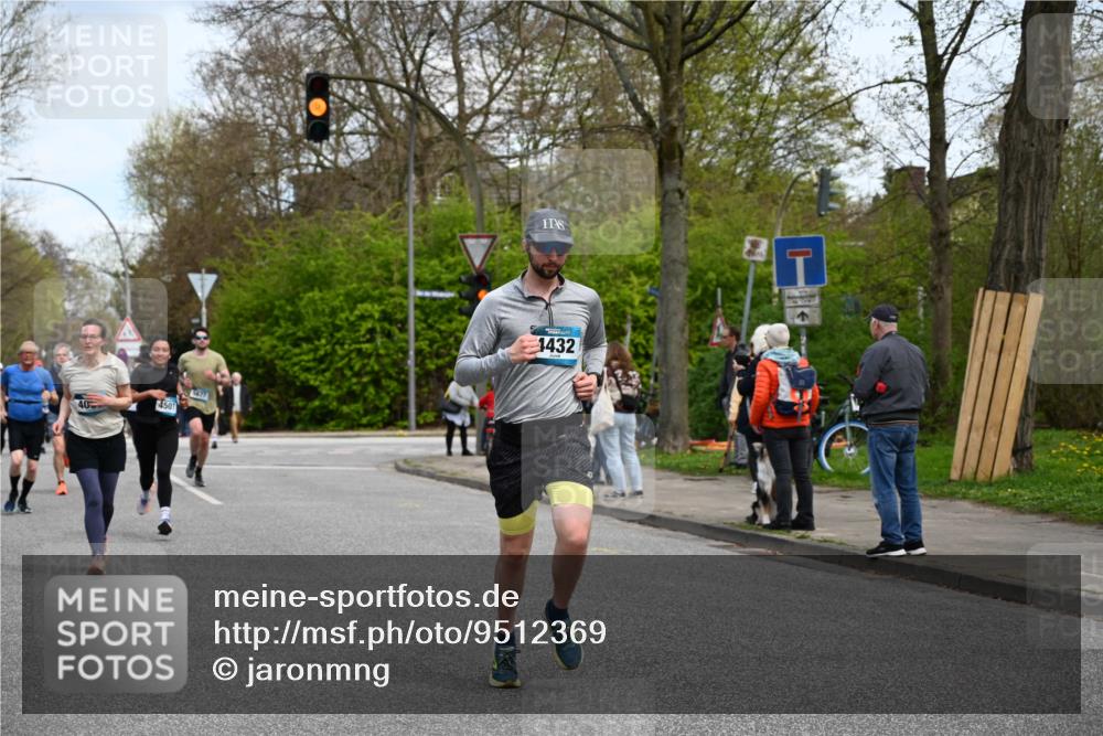 12.04.2026 - 45. Internationalen Wilhelmsburger Insellauf J. Mangold http://msf.ph/oto/9512369 12.04.2026 13:05:53 Ziel 3316, 4219, 5848, 2922, 3032, 4391, 5323, 4432, 4236, 5677, 4507, 4638, 4010, 4011, 5719, 4092, 4819, 5588, 2335, 4897, 2584, 3591, 5859, 4657, 4006, 5218, 4133, 3264, 3264, 4091, 3278, 3877, 3943, 3804, 3270, 2008, 3611, 5210, 4234, 4705 meine-sportfotos.de