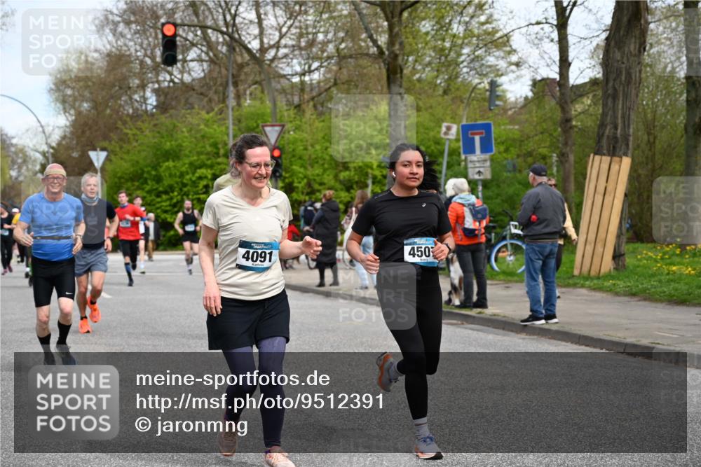 12.04.2026 - 45. Internationalen Wilhelmsburger Insellauf J. Mangold http://msf.ph/oto/9512391 12.04.2026 13:05:56 Ziel 5848, 2922, 3032, 4391, 5323, 4432, 4236, 5677, 4507, 4638, 4010, 4011, 5719, 4092, 4092, 4819, 5588, 2335, 4897, 2584, 3591, 5859, 4657, 4006, 5218, 4133, 3264, 4091, 3278, 3877, 3943, 3804, 3943, 3804, 3270, 2008, 3611, 5210, 4234, 4705, 4745, 3869, 3866, 2536, 4510, 4078, 4641, 4821, 4408, 3862, 4248 meine-sportfotos.de
