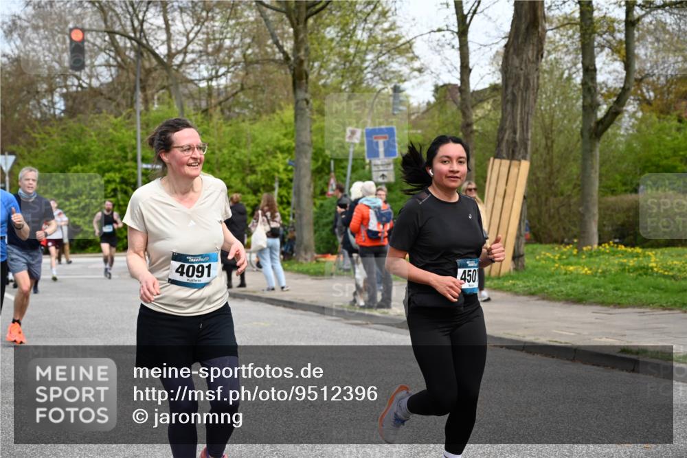 12.04.2026 - 45. Internationalen Wilhelmsburger Insellauf J. Mangold http://msf.ph/oto/9512396 12.04.2026 13:05:57 Ziel 5848, 2922, 3032, 4391, 5323, 4432, 4236, 5677, 4507, 4638, 4010, 4011, 5719, 4092, 4819, 5588, 2335, 4819, 5588, 2335, 4897, 2584, 3591, 5859, 4657, 4006, 5218, 4133, 3264, 4091, 3278, 3877, 3943, 3804, 3270, 2008, 3611, 5210, 4234, 4705, 4745, 3869, 3866, 2536, 4510, 4078, 4641, 4821, 4408, 3862, 4248 meine-sportfotos.de