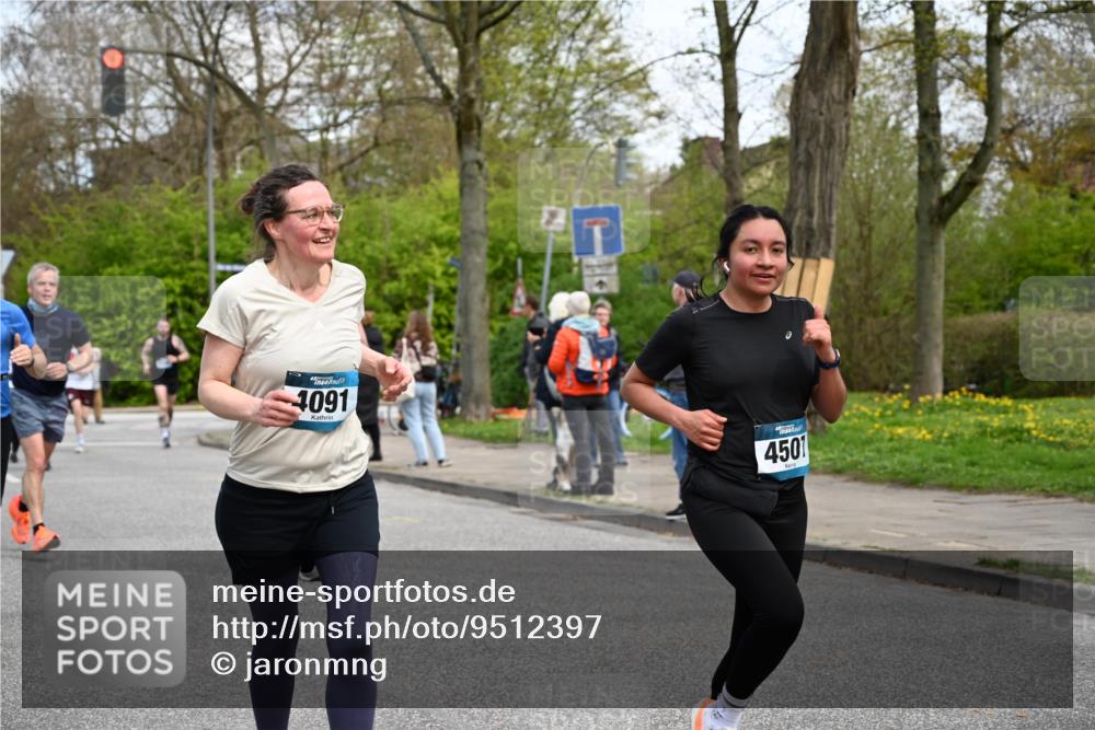 12.04.2026 - 45. Internationalen Wilhelmsburger Insellauf J. Mangold http://msf.ph/oto/9512397 12.04.2026 13:05:57 Ziel 5848, 2922, 3032, 4391, 5323, 4432, 4236, 5677, 4507, 4638, 4010, 4011, 5719, 4092, 4819, 5588, 2335, 4819, 5588, 2335, 4897, 2584, 3591, 5859, 4657, 4006, 5218, 4133, 3264, 4091, 3278, 3877, 3943, 3804, 3270, 2008, 3611, 5210, 4234, 4705, 4745, 3869, 3866, 2536, 4510, 4078, 4641, 4821, 4408, 3862, 4248 meine-sportfotos.de