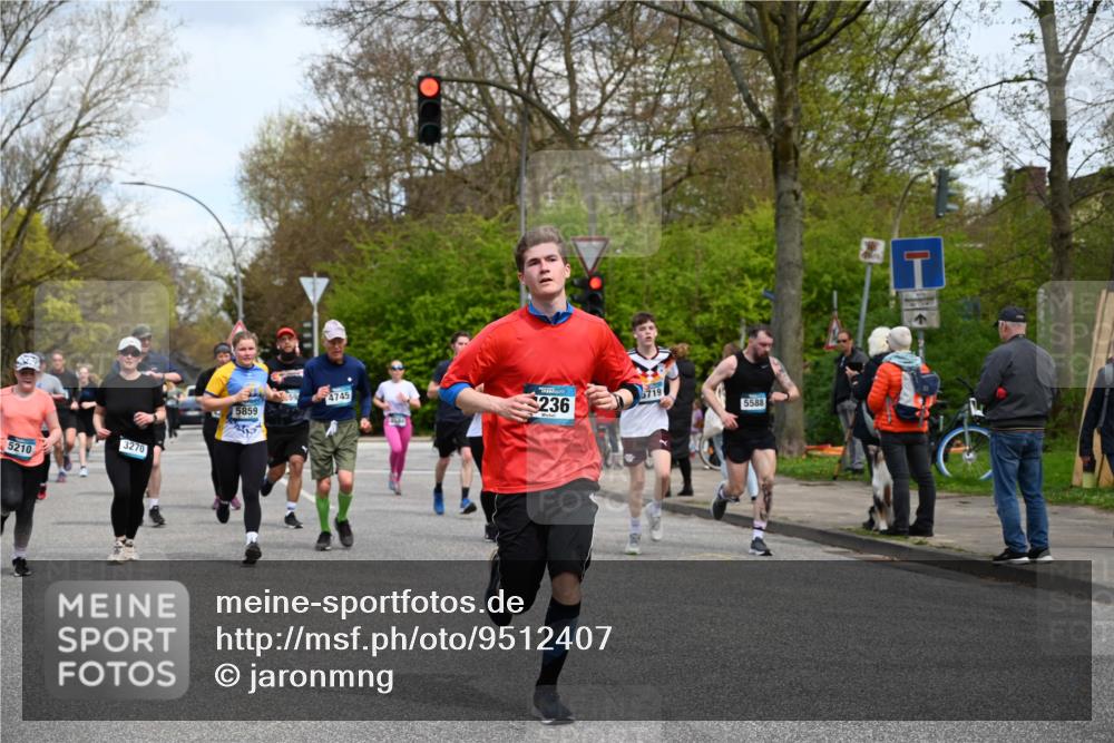 12.04.2026 - 45. Internationalen Wilhelmsburger Insellauf J. Mangold http://msf.ph/oto/9512407 12.04.2026 13:06:01 Ziel 2922, 3032, 4391, 5323, 4432, 4236, 5677, 4507, 4638, 4010, 4011, 5719, 4092, 4819, 5588, 2335, 4897, 2584, 3591, 5859, 4657, 4006, 5218, 4133, 3264, 4091, 3278, 3877, 3943, 3804, 3270, 2008, 3611, 5210, 5210, 4234, 4705, 4745, 3869, 3866, 2536, 4510, 4078, 4641, 4821, 4408, 3862, 4248, 4044, 5354 meine-sportfotos.de