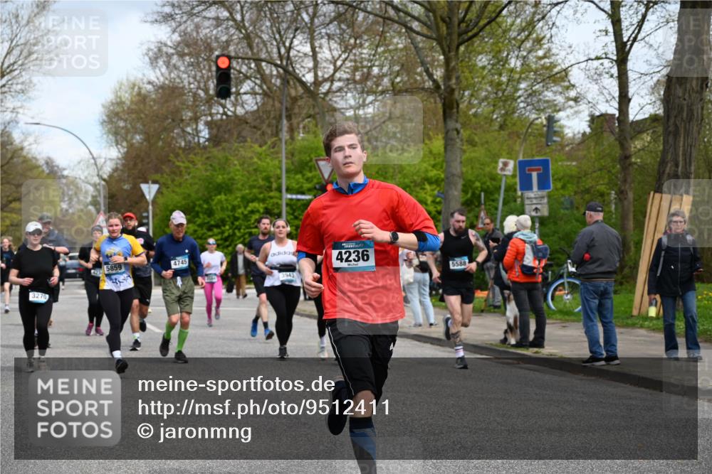 12.04.2026 - 45. Internationalen Wilhelmsburger Insellauf J. Mangold http://msf.ph/oto/9512411 12.04.2026 13:06:01 Ziel 2922, 3032, 4391, 5323, 4432, 4236, 5677, 4507, 4638, 4010, 4011, 5719, 4092, 4819, 5588, 2335, 4897, 2584, 3591, 5859, 4657, 4006, 5218, 4133, 3264, 4091, 3278, 3877, 3943, 3804, 3270, 2008, 3611, 5210, 5210, 4234, 4705, 4745, 3869, 3866, 2536, 4510, 4078, 4641, 4821, 4408, 3862, 4248, 4044, 5354 meine-sportfotos.de