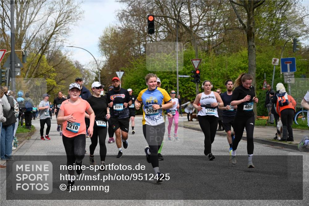 12.04.2026 - 45. Internationalen Wilhelmsburger Insellauf J. Mangold http://msf.ph/oto/9512425 12.04.2026 13:06:03 Ziel 2922, 3032, 4391, 5323, 4432, 4236, 5677, 4507, 4638, 4010, 4011, 5719, 4092, 4819, 5588, 2335, 4897, 2584, 3591, 5859, 4657, 4006, 5218, 4133, 3264, 4091, 3278, 3877, 3943, 3804, 3270, 2008, 3611, 5210, 4234, 4705, 4745, 3869, 3866, 2536, 4510, 4078, 4641, 4821, 4408, 3862, 4248, 4044, 5354, 5587, 4122 meine-sportfotos.de