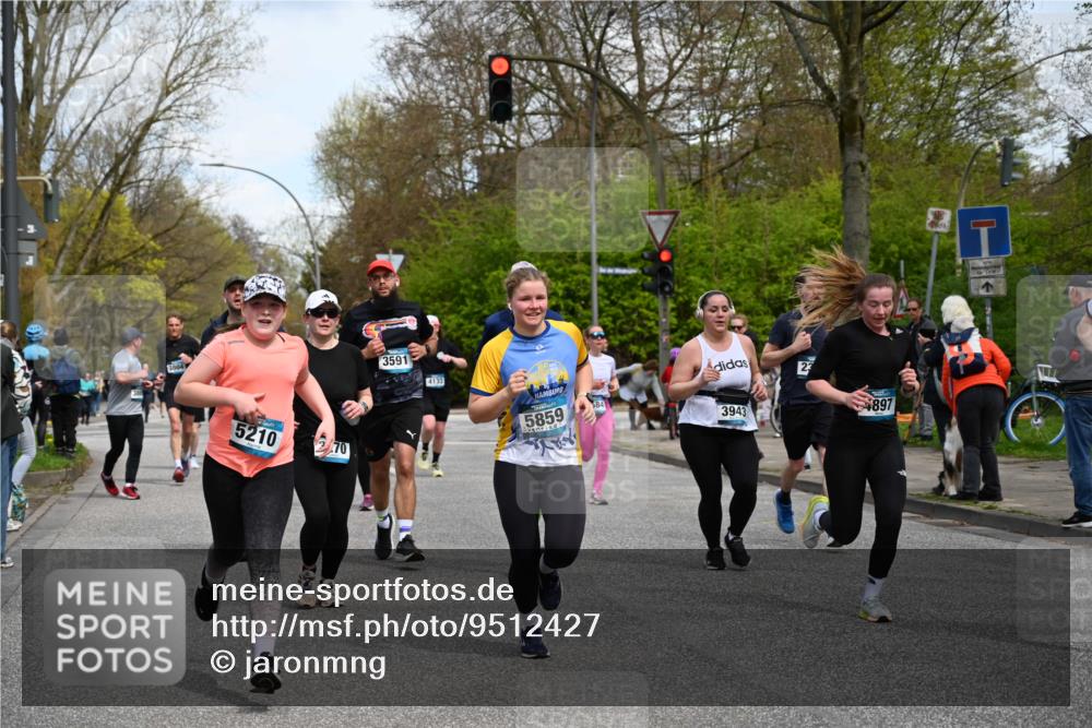12.04.2026 - 45. Internationalen Wilhelmsburger Insellauf J. Mangold http://msf.ph/oto/9512427 12.04.2026 13:06:03 Ziel 2922, 3032, 4391, 5323, 4432, 4236, 5677, 4507, 4638, 4010, 4011, 5719, 4092, 4819, 5588, 2335, 4897, 2584, 3591, 5859, 4657, 4006, 5218, 4133, 3264, 4091, 3278, 3877, 3943, 3804, 3270, 2008, 3611, 5210, 4234, 4705, 4745, 3869, 3866, 2536, 4510, 4078, 4641, 4821, 4408, 3862, 4248, 4044, 5354, 5587, 4122 meine-sportfotos.de