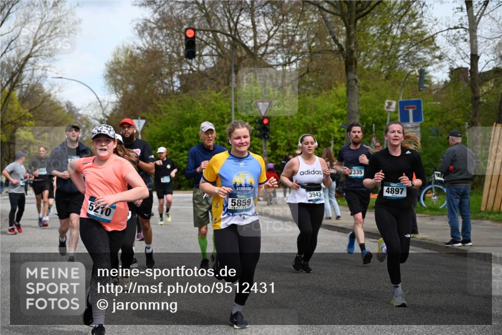 12.04.2026 - 45. Internationalen Wilhelmsburger Insellauf J. Mangold http://msf.ph/oto/9512431 12.04.2026 13:06:03 Ziel 2922, 3032, 4391, 5323, 4432, 4236, 5677, 4507, 4638, 4010, 4011, 5719, 4092, 4819, 5588, 2335, 4897, 2584, 3591, 5859, 4657, 4006, 5218, 4133, 3264, 4091, 3278, 3877, 3943, 3804, 3270, 2008, 3611, 5210, 4234, 4705, 4745, 3869, 3866, 2536, 4510, 4078, 4641, 4821, 4408, 3862, 4248, 4044, 5354, 5587, 4122 meine-sportfotos.de