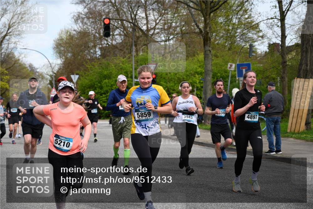 12.04.2026 - 45. Internationalen Wilhelmsburger Insellauf J. Mangold http://msf.ph/oto/9512433 12.04.2026 13:06:03 Ziel 2922, 3032, 4391, 5323, 4432, 4236, 5677, 4507, 4638, 4010, 4011, 5719, 4092, 4819, 5588, 2335, 4897, 2584, 3591, 5859, 4657, 4006, 5218, 4133, 3264, 4091, 3278, 3877, 3943, 3804, 3270, 2008, 3611, 5210, 4234, 4705, 4745, 3869, 3866, 2536, 4510, 4078, 4641, 4821, 4408, 3862, 4248, 4044, 5354, 5587, 4122 meine-sportfotos.de