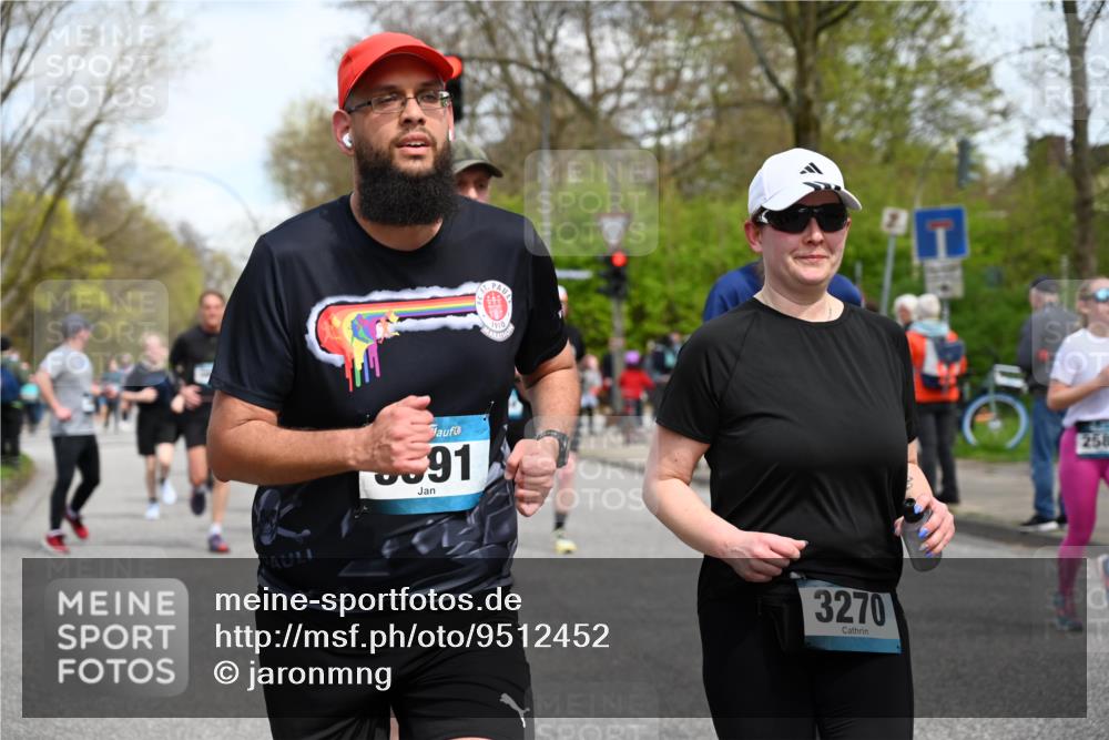 12.04.2026 - 45. Internationalen Wilhelmsburger Insellauf J. Mangold http://msf.ph/oto/9512452 12.04.2026 13:06:05 Ziel 2922, 3032, 4391, 5323, 4432, 4236, 5677, 4507, 4638, 4010, 4011, 5719, 4092, 4819, 5588, 2335, 4897, 2584, 3591, 5859, 4657, 4006, 5218, 4133, 3264, 3264, 4091, 3278, 3877, 3943, 3804, 3270, 2008, 3611, 5210, 4234, 4705, 4234, 4705, 4745, 3869, 3866, 2536, 4510, 4078, 4641, 4821, 4408, 3862, 4248, 4044, 5354, 5587, 4122, 5665, 4280, 5132, 5203, 4496 meine-sportfotos.de