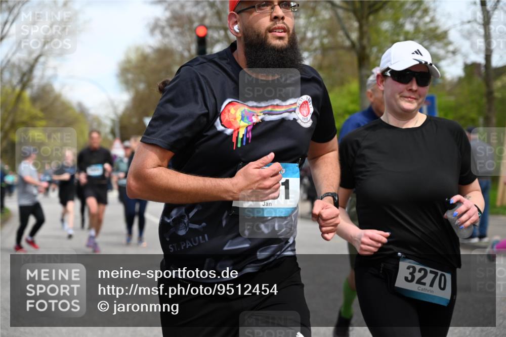 12.04.2026 - 45. Internationalen Wilhelmsburger Insellauf J. Mangold http://msf.ph/oto/9512454 12.04.2026 13:06:05 Ziel 2922, 3032, 4391, 5323, 4432, 4236, 5677, 4507, 4638, 4010, 4011, 5719, 4092, 4819, 5588, 2335, 4897, 2584, 3591, 5859, 4657, 4006, 5218, 4133, 3264, 3264, 4091, 3278, 3877, 3943, 3804, 3270, 2008, 3611, 5210, 4234, 4705, 4234, 4705, 4745, 3869, 3866, 2536, 4510, 4078, 4641, 4821, 4408, 3862, 4248, 4044, 5354, 5587, 4122, 5665, 4280, 5132, 5203, 4496 meine-sportfotos.de
