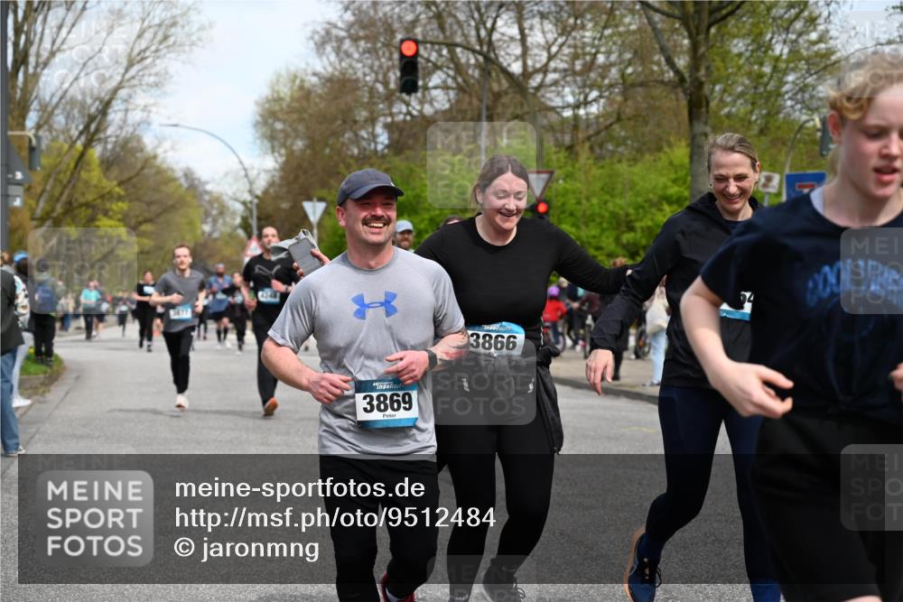 12.04.2026 - 45. Internationalen Wilhelmsburger Insellauf J. Mangold http://msf.ph/oto/9512484 12.04.2026 13:06:11 Ziel 4391, 5323, 4432, 4236, 5677, 4507, 4638, 4010, 4011, 5719, 4092, 4819, 5588, 2335, 4897, 2584, 3591, 5859, 4657, 4006, 5218, 4133, 3264, 4091, 3278, 3877, 3943, 3804, 3270, 2008, 3611, 3611, 5210, 4234, 4705, 4745, 3869, 3866, 2536, 4510, 4078, 4641, 4821, 4408, 3862, 4248, 4044, 5354, 5587, 4122, 5665, 4280, 5132, 5203, 4496, 2804, 4479, 4114, 4173 meine-sportfotos.de