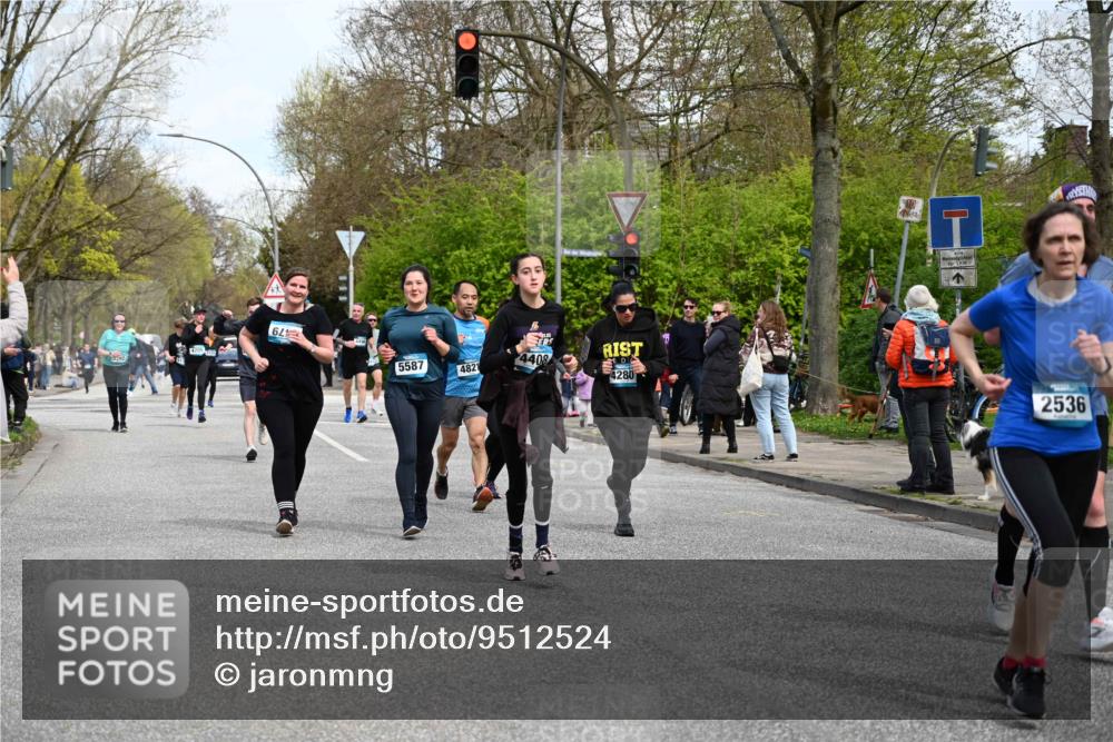 12.04.2026 - 45. Internationalen Wilhelmsburger Insellauf J. Mangold http://msf.ph/oto/9512524 12.04.2026 13:06:20 Ziel 4010, 4011, 5719, 4092, 4819, 5588, 2335, 4897, 2584, 3591, 5859, 4657, 4006, 5218, 4133, 3264, 4091, 3278, 3877, 3943, 3804, 3270, 2008, 3611, 5210, 4234, 4705, 4745, 3869, 3866, 2536, 4510, 4078, 4641, 4821, 4408, 3862, 4248, 4408, 3862, 4248, 4044, 5354, 5587, 4122, 5665, 4280, 5132, 5203, 4496, 2804, 4479, 4114, 4173, 4729, 4273, 3292, 5510 meine-sportfotos.de