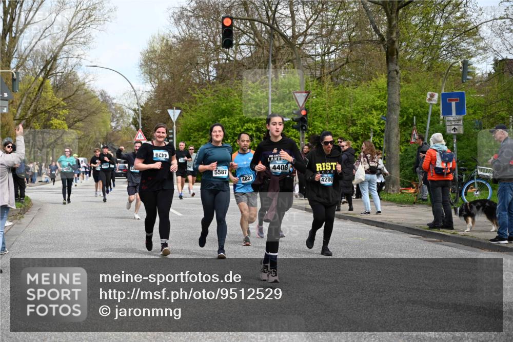 12.04.2026 - 45. Internationalen Wilhelmsburger Insellauf J. Mangold http://msf.ph/oto/9512529 12.04.2026 13:06:20 Ziel 4010, 4011, 5719, 4092, 4819, 5588, 2335, 4897, 2584, 3591, 5859, 4657, 4006, 5218, 4133, 3264, 4091, 3278, 3877, 3943, 3804, 3270, 2008, 3611, 5210, 4234, 4705, 4745, 3869, 3866, 2536, 4510, 4078, 4641, 4821, 4408, 3862, 4248, 4408, 3862, 4248, 4044, 5354, 5587, 4122, 5665, 4280, 5132, 5203, 4496, 2804, 4479, 4114, 4173, 4729, 4273, 3292, 5510 meine-sportfotos.de