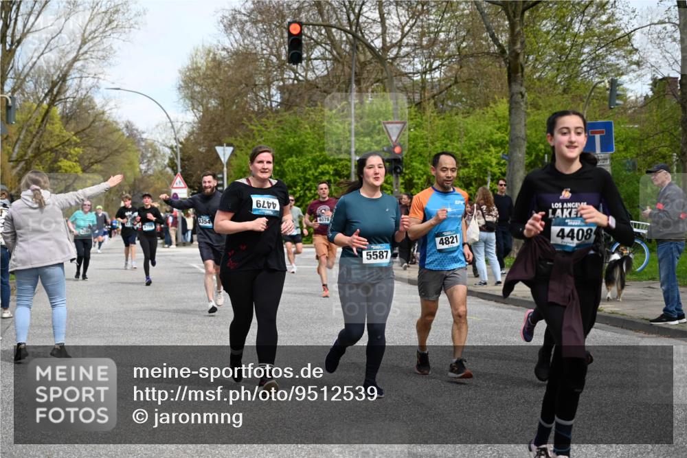 12.04.2026 - 45. Internationalen Wilhelmsburger Insellauf J. Mangold http://msf.ph/oto/9512539 12.04.2026 13:06:22 Ziel 4819, 5588, 2335, 4897, 2584, 3591, 5859, 4657, 4006, 5218, 4133, 3264, 4091, 3278, 3877, 3943, 3804, 3270, 2008, 3611, 5210, 4234, 4705, 4745, 3869, 3866, 2536, 4510, 4078, 4641, 4821, 4408, 3862, 4248, 4044, 5354, 4044, 5354, 5587, 4122, 5665, 4280, 5132, 5203, 4496, 2804, 4479, 4114, 4173, 4173, 4729, 4273, 3292, 5510, 4885 meine-sportfotos.de