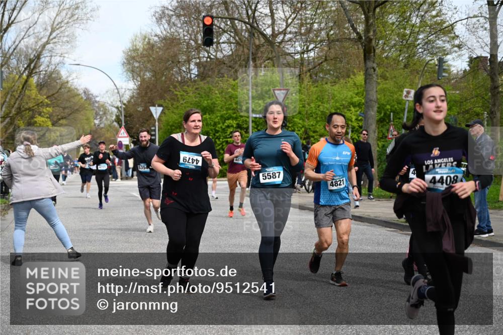 12.04.2026 - 45. Internationalen Wilhelmsburger Insellauf J. Mangold http://msf.ph/oto/9512541 12.04.2026 13:06:22 Ziel 4819, 5588, 2335, 4897, 2584, 3591, 5859, 4657, 4006, 5218, 4133, 3264, 4091, 3278, 3877, 3943, 3804, 3270, 2008, 3611, 5210, 4234, 4705, 4745, 3869, 3866, 2536, 4510, 4078, 4641, 4821, 4408, 3862, 4248, 4044, 5354, 4044, 5354, 5587, 4122, 5665, 4280, 5132, 5203, 4496, 2804, 4479, 4114, 4173, 4173, 4729, 4273, 3292, 5510, 4885 meine-sportfotos.de