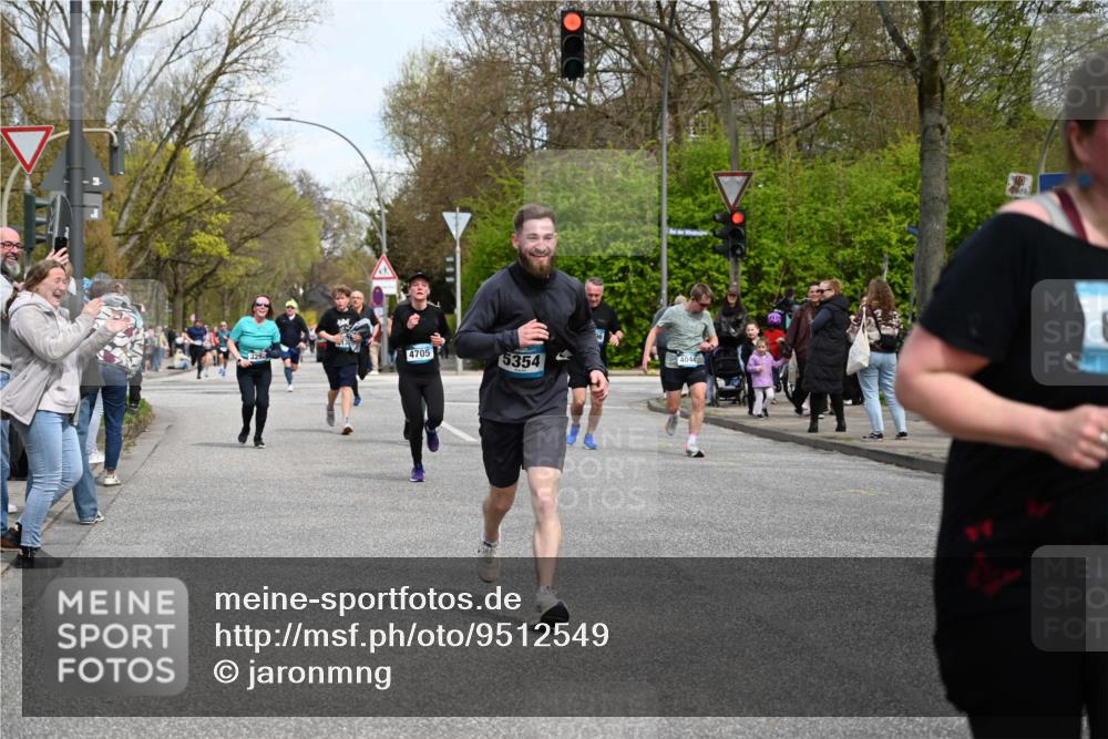 12.04.2026 - 45. Internationalen Wilhelmsburger Insellauf J. Mangold http://msf.ph/oto/9512549 12.04.2026 13:06:24 Ziel 5859, 4657, 4006, 5218, 4133, 3264, 4091, 3278, 3877, 3943, 3804, 3270, 2008, 3611, 5210, 4234, 4705, 4745, 3869, 3866, 2536, 4510, 4078, 4641, 4821, 4408, 3862, 4248, 4044, 5354, 5587, 4122, 5665, 4280, 5132, 5203, 4496, 2804, 4479, 4114, 4173, 4729, 4273, 3292, 5510, 4885 meine-sportfotos.de