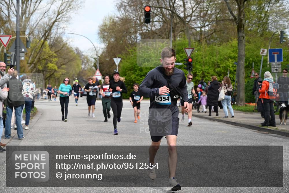 12.04.2026 - 45. Internationalen Wilhelmsburger Insellauf J. Mangold http://msf.ph/oto/9512554 12.04.2026 13:06:24 Ziel 5859, 4657, 4006, 5218, 4133, 3264, 4091, 3278, 3877, 3943, 3804, 3270, 2008, 3611, 5210, 4234, 4705, 4745, 3869, 3866, 2536, 4510, 4078, 4641, 4821, 4408, 3862, 4248, 4044, 5354, 5587, 4122, 5665, 4280, 5132, 5203, 4496, 2804, 4479, 4114, 4173, 4729, 4273, 3292, 5510, 4885 meine-sportfotos.de