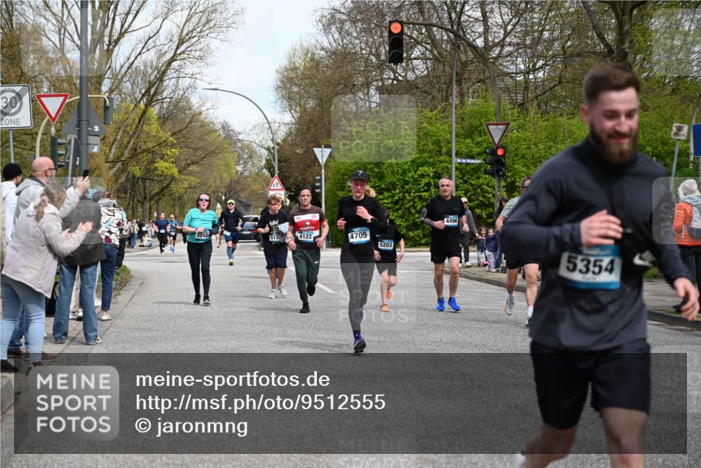 12.04.2026 - 45. Internationalen Wilhelmsburger Insellauf J. Mangold http://msf.ph/oto/9512555 12.04.2026 13:06:25 Ziel 4657, 4006, 5218, 4133, 3264, 4091, 3278, 3877, 3943, 3804, 3270, 2008, 3611, 5210, 4234, 4705, 4745, 3869, 3866, 2536, 4510, 4078, 4641, 4821, 4408, 3862, 4248, 4044, 5354, 5587, 4122, 5665, 4280, 5132, 5203, 4496, 2804, 4479, 4114, 4173, 4729, 4273, 3292, 5510, 4885, 4514 meine-sportfotos.de