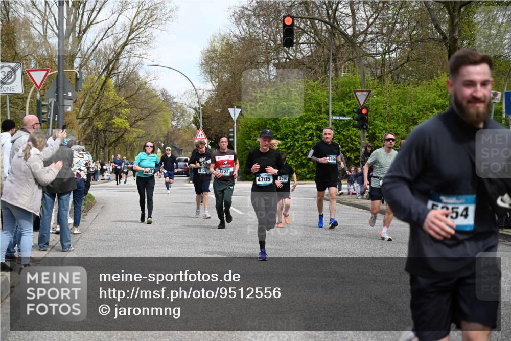 12.04.2026 - 45. Internationalen Wilhelmsburger Insellauf J. Mangold http://msf.ph/oto/9512556 12.04.2026 13:06:25 Ziel 4657, 4006, 5218, 4133, 3264, 4091, 3278, 3877, 3943, 3804, 3270, 2008, 3611, 5210, 4234, 4705, 4745, 3869, 3866, 2536, 4510, 4078, 4641, 4821, 4408, 3862, 4248, 4044, 5354, 5587, 4122, 5665, 4280, 5132, 5203, 4496, 2804, 4479, 4114, 4173, 4729, 4273, 3292, 5510, 4885, 4514 meine-sportfotos.de