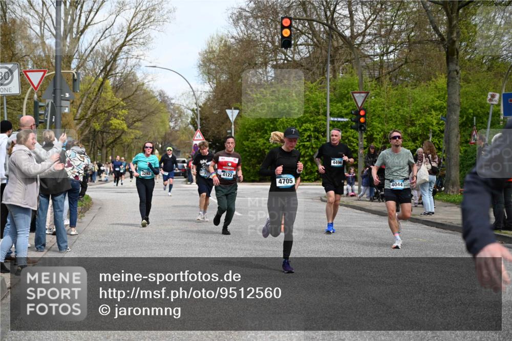 12.04.2026 - 45. Internationalen Wilhelmsburger Insellauf J. Mangold http://msf.ph/oto/9512560 12.04.2026 13:06:25 Ziel 4657, 4006, 5218, 4133, 3264, 4091, 3278, 3877, 3943, 3804, 3270, 2008, 3611, 5210, 4234, 4705, 4745, 3869, 3866, 2536, 4510, 4078, 4641, 4821, 4408, 3862, 4248, 4044, 5354, 5587, 4122, 5665, 4280, 5132, 5203, 4496, 2804, 4479, 4114, 4173, 4729, 4273, 3292, 5510, 4885, 4514 meine-sportfotos.de