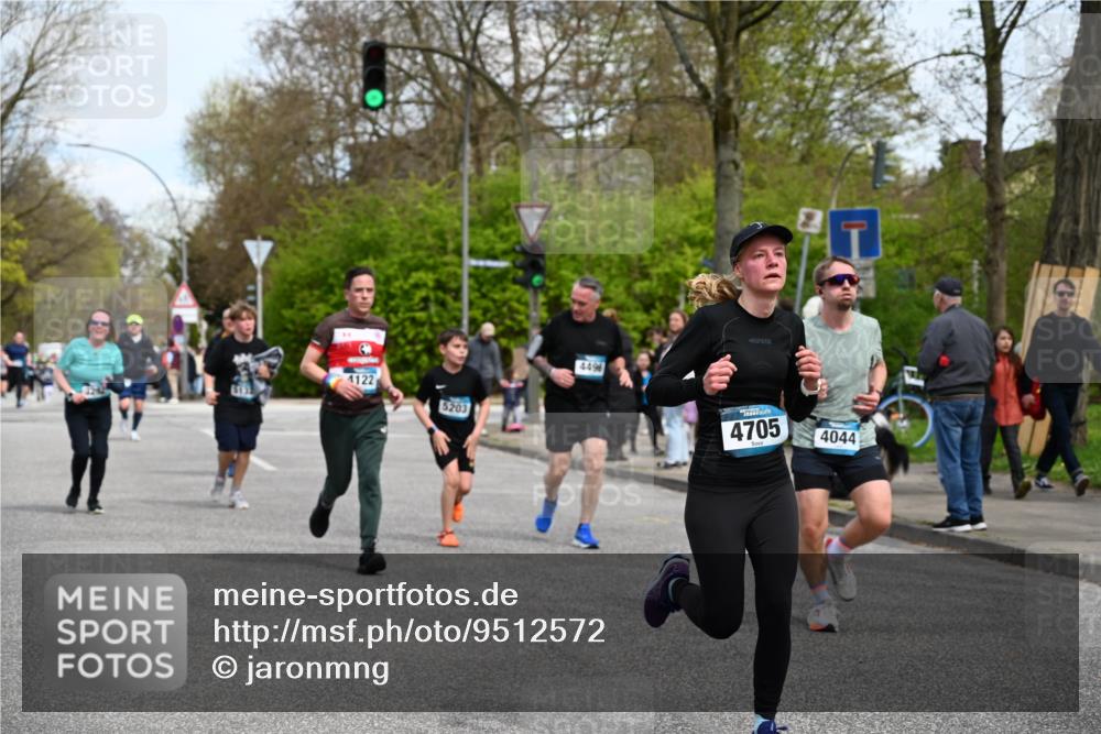 12.04.2026 - 45. Internationalen Wilhelmsburger Insellauf J. Mangold http://msf.ph/oto/9512572 12.04.2026 13:06:27 Ziel 4657, 4006, 5218, 4133, 3264, 4091, 3278, 3877, 3943, 3804, 3270, 2008, 3611, 5210, 4234, 4705, 4745, 3869, 3866, 2536, 4510, 4078, 4641, 4821, 4408, 3862, 4248, 4044, 5354, 5587, 4122, 4122, 5665, 4280, 5132, 5203, 4496, 2804, 4479, 4114, 4173, 4729, 4273, 3292, 5510, 4885, 4514 meine-sportfotos.de