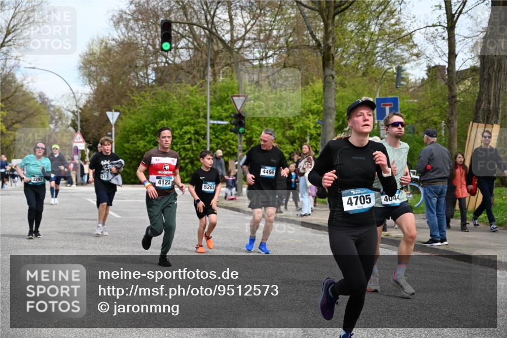 12.04.2026 - 45. Internationalen Wilhelmsburger Insellauf J. Mangold http://msf.ph/oto/9512573 12.04.2026 13:06:27 Ziel 4657, 4006, 5218, 4133, 3264, 4091, 3278, 3877, 3943, 3804, 3270, 2008, 3611, 5210, 4234, 4705, 4745, 3869, 3866, 2536, 4510, 4078, 4641, 4821, 4408, 3862, 4248, 4044, 5354, 5587, 4122, 4122, 5665, 4280, 5132, 5203, 4496, 2804, 4479, 4114, 4173, 4729, 4273, 3292, 5510, 4885, 4514 meine-sportfotos.de