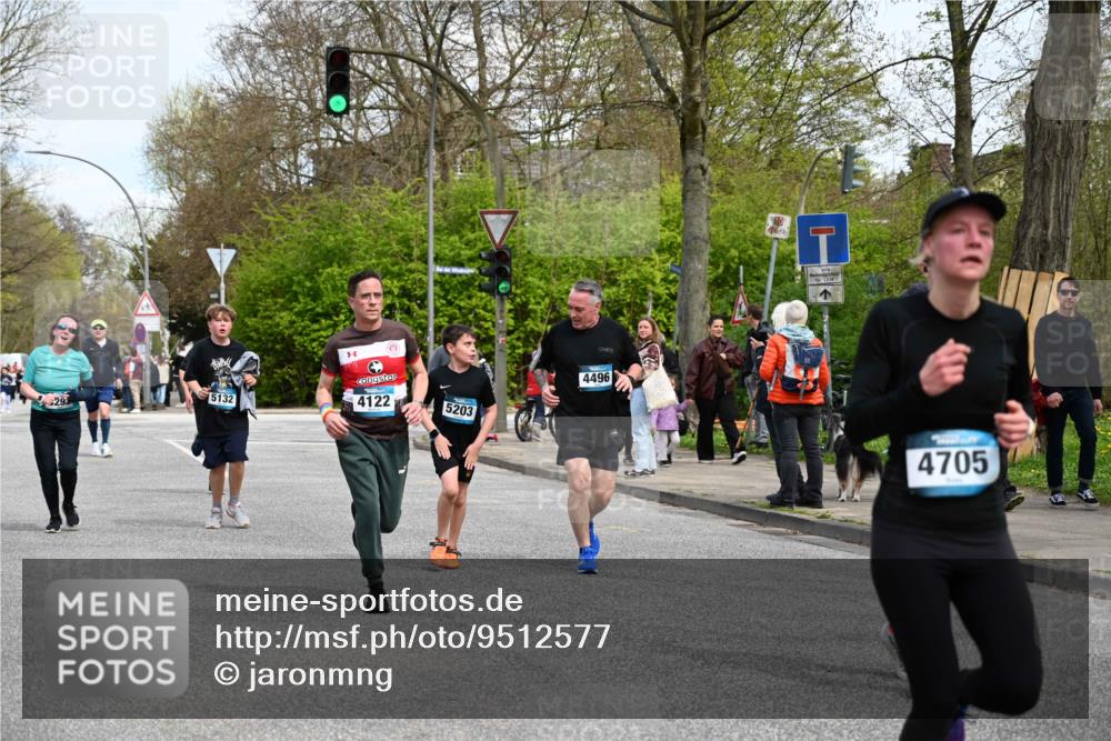 12.04.2026 - 45. Internationalen Wilhelmsburger Insellauf J. Mangold http://msf.ph/oto/9512577 12.04.2026 13:06:27 Ziel 4657, 4006, 5218, 4133, 3264, 4091, 3278, 3877, 3943, 3804, 3270, 2008, 3611, 5210, 4234, 4705, 4745, 3869, 3866, 2536, 4510, 4078, 4641, 4821, 4408, 3862, 4248, 4044, 5354, 5587, 4122, 4122, 5665, 4280, 5132, 5203, 4496, 2804, 4479, 4114, 4173, 4729, 4273, 3292, 5510, 4885, 4514 meine-sportfotos.de