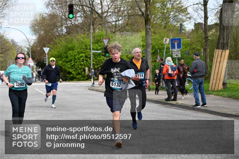 12.04.2026 - 45. Internationalen Wilhelmsburger Insellauf J. Mangold http://msf.ph/oto/9512597 12.04.2026 13:06:31 Ziel 4091, 3278, 3877, 3943, 3804, 3270, 2008, 3611, 5210, 4234, 4705, 4745, 3869, 3866, 2536, 4510, 4078, 4641, 4821, 4408, 3862, 4248, 4044, 5354, 5587, 4122, 5665, 4280, 5132, 5203, 4496, 2804, 4479, 4114, 4173, 4729, 4273, 3292, 5510, 4885, 4514, 4138, 4764, 4665, 5713, 5194 meine-sportfotos.de
