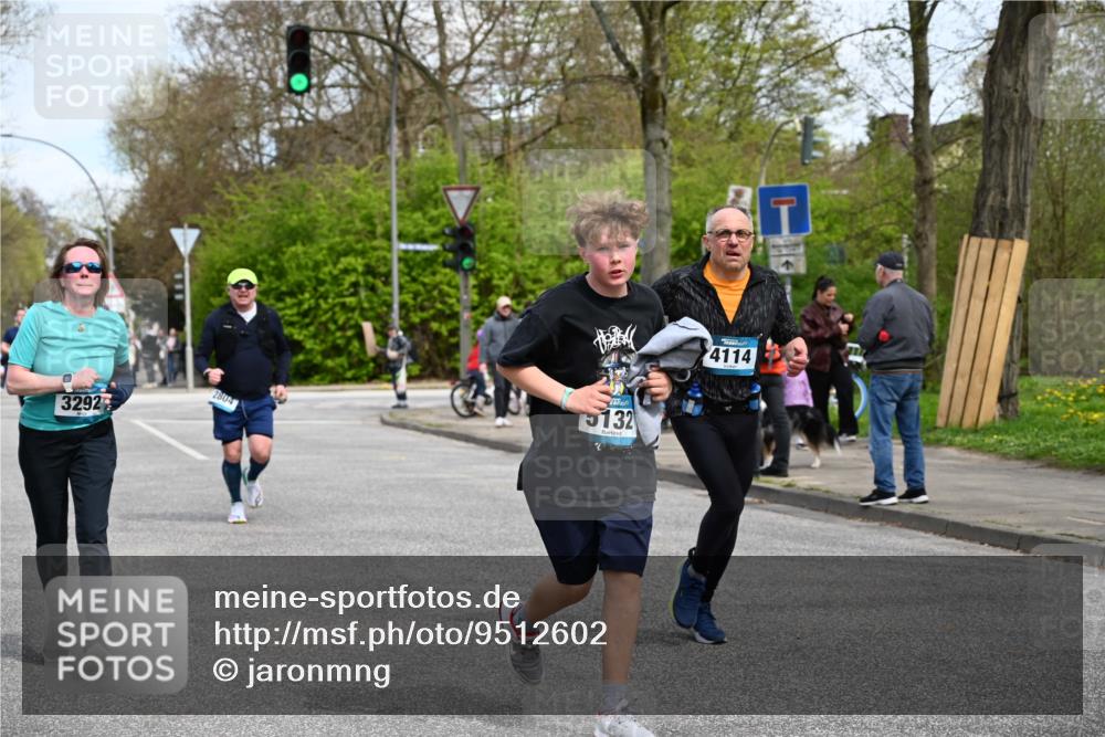 12.04.2026 - 45. Internationalen Wilhelmsburger Insellauf J. Mangold http://msf.ph/oto/9512602 12.04.2026 13:06:31 Ziel 4091, 3278, 3877, 3943, 3804, 3270, 2008, 3611, 5210, 4234, 4705, 4745, 3869, 3866, 2536, 4510, 4078, 4641, 4821, 4408, 3862, 4248, 4044, 5354, 5587, 4122, 5665, 4280, 5132, 5203, 4496, 2804, 4479, 4114, 4173, 4729, 4273, 3292, 5510, 4885, 4514, 4138, 4764, 4665, 5713, 5194 meine-sportfotos.de