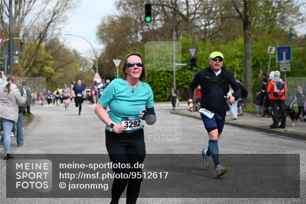 12.04.2026 - 45. Internationalen Wilhelmsburger Insellauf J. Mangold http://msf.ph/oto/9512617 12.04.2026 13:06:33 Ziel 3943, 3804, 3270, 2008, 3611, 5210, 4234, 4705, 4745, 3869, 3866, 2536, 4510, 4078, 4641, 4821, 4408, 3862, 4248, 4044, 5354, 5587, 4122, 5665, 4280, 5132, 5203, 4496, 2804, 4479, 4114, 4114, 4173, 4729, 4273, 3292, 5510, 4885, 4885, 4514, 4138, 4764, 4665, 5713, 5194 meine-sportfotos.de