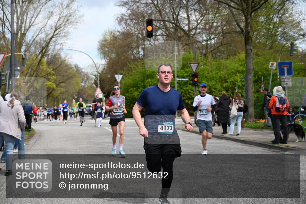12.04.2026 - 45. Internationalen Wilhelmsburger Insellauf J. Mangold http://msf.ph/oto/9512632 12.04.2026 13:06:39 Ziel 4234, 4705, 4745, 3869, 3866, 2536, 4510, 4078, 4641, 4821, 4408, 3862, 4248, 4044, 5354, 5587, 4122, 5665, 4280, 5132, 5203, 4496, 2804, 4479, 4114, 4173, 4729, 4273, 3292, 5510, 4885, 4514, 4138, 4764, 4665, 5713, 5194, 5069, 5076, 4723, 4724, 2943, 4722, 5202, 4094, 3672, 5497, 5499, 5461 meine-sportfotos.de